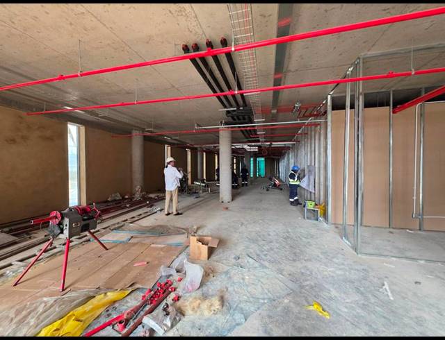 BUSINESS PROPERTY TO RENT IN MENLYN